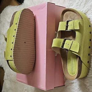 Intentionally Blank Cooper-2 Sandals in Pistachio sold by Free Prople Size 38